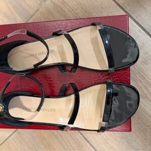 Tamara Mellon flatline Black Sandals